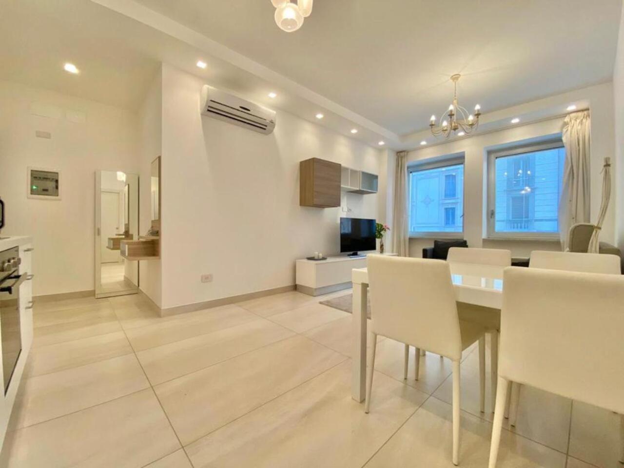 Elegance Duomo Apartment Milano Ngoại thất bức ảnh