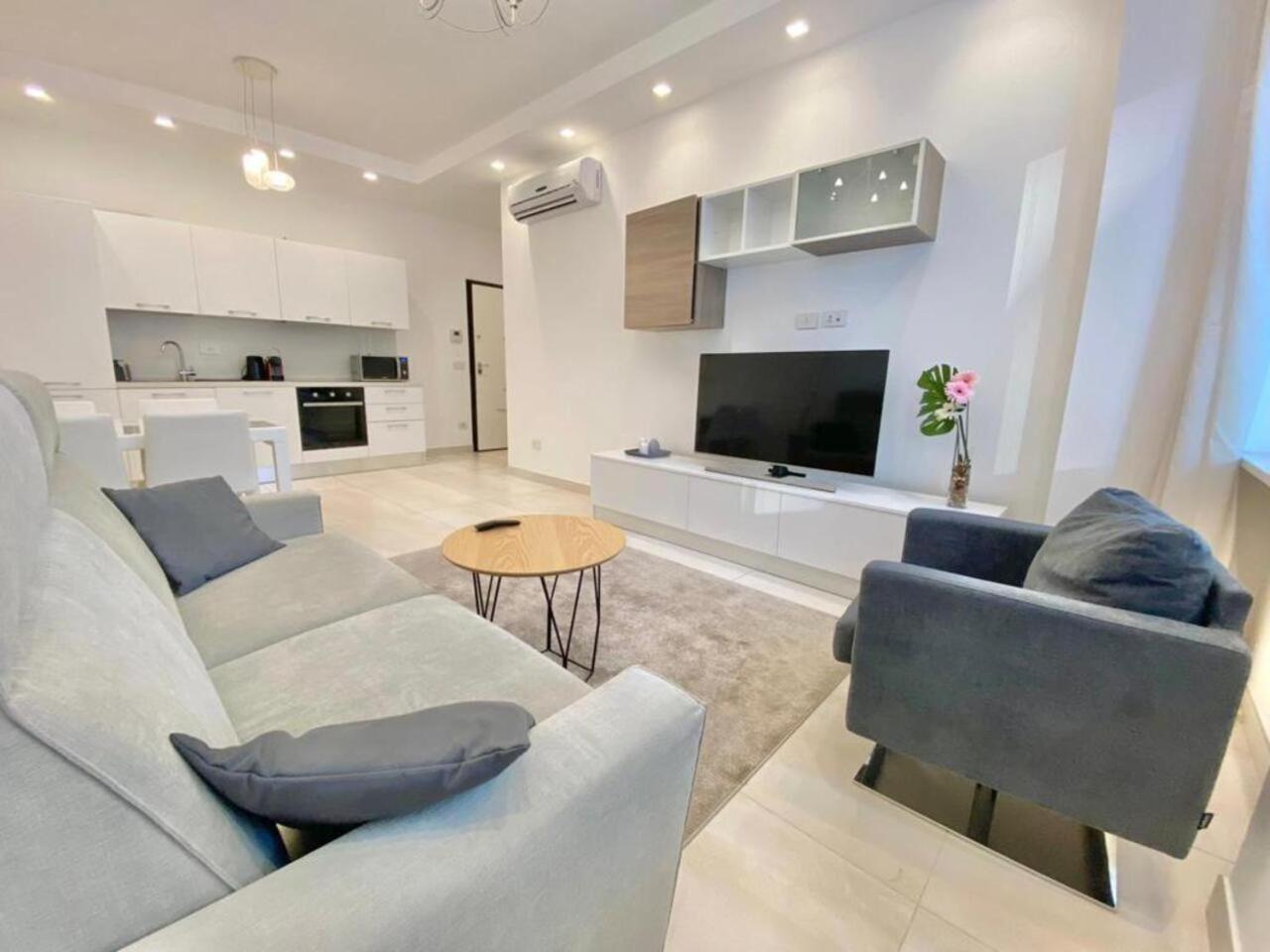 Elegance Duomo Apartment Milano Ngoại thất bức ảnh