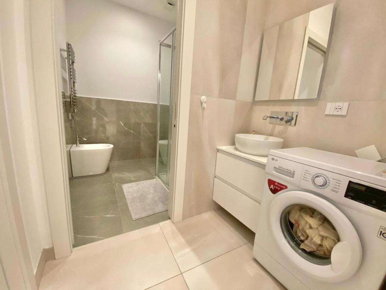 Elegance Duomo Apartment Milano Ngoại thất bức ảnh
